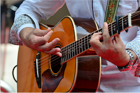 司会者・出演者・講師等の手配